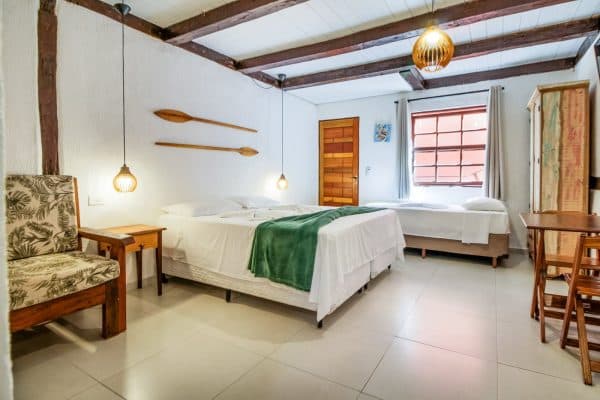 Quarto Luxo Varanda - Velinn Pousada Canoa Ilhabela