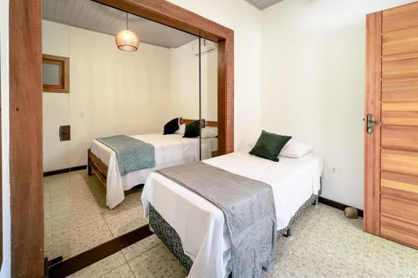 Quarto Standard - Velinn Pousada Canoa Ilhabela